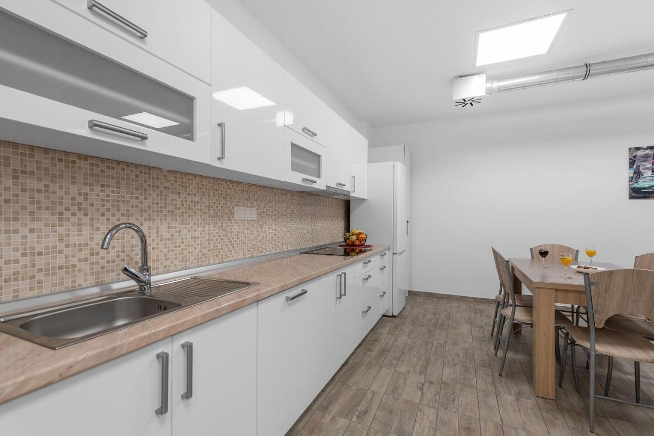 Hostel Elli سبليت المظهر الخارجي الصورة