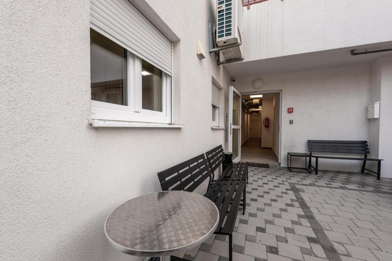 Hostel Elli سبليت المظهر الخارجي الصورة